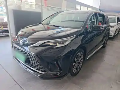 Toyota Granvia 2023