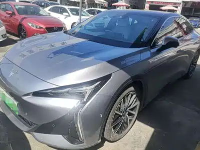 ARCFOX Alpha S5 2024