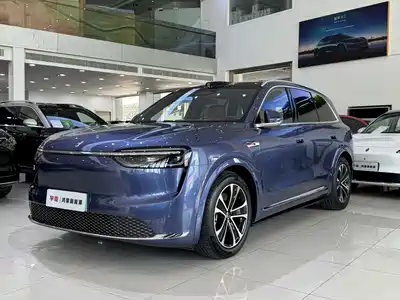 AITO Wenjie M7 2025