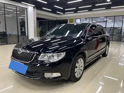 Škoda Superb 2013