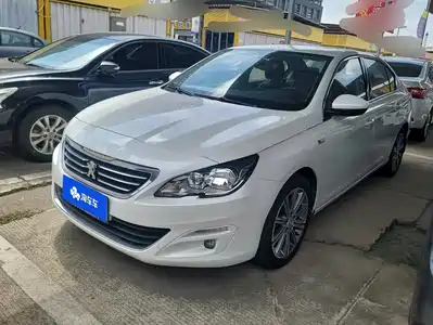 Peugeot 408 2016