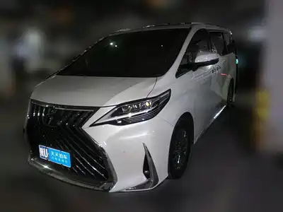 Lexus LM 2022