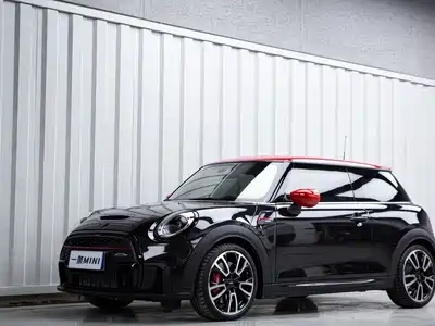 MINI JCW 2022