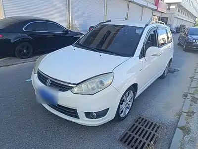 Suzuki Liana A6 2015