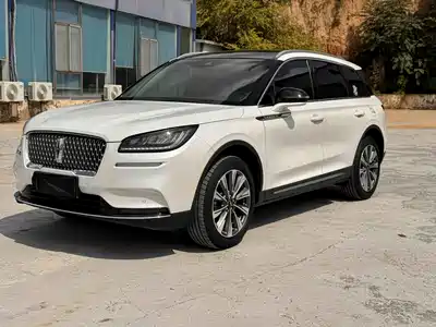 Lincoln Adventurer 2022