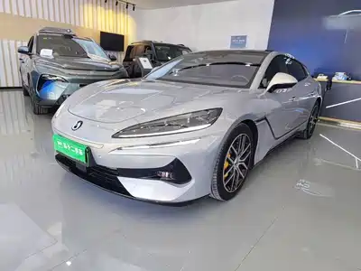 Denza Z9GT 2024
