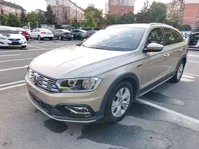 Volkswagen C-TREK 2017