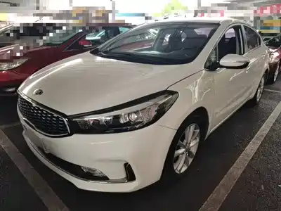 Kia K3 2016