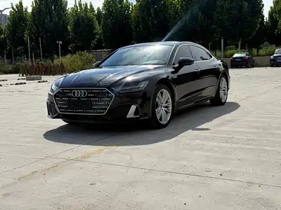 Audi A7L 2025