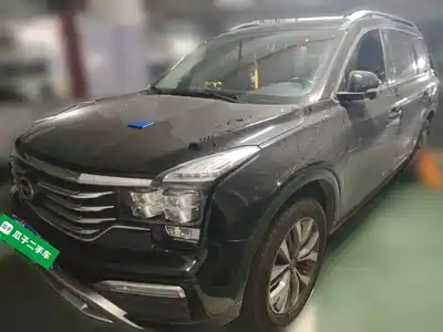 GAC Trumpchi GS8 2017