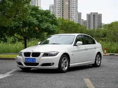 BMW 3 Series (Import) 2012