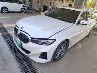 BMW i3 2024
