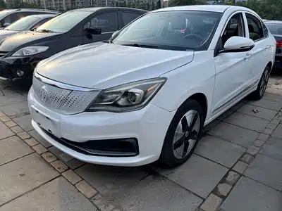 Dongfeng Aeolus Fengshen E70 2022