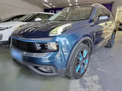 Lynk & Co 01 2018