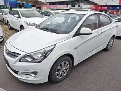 Hyundai Verna 2016