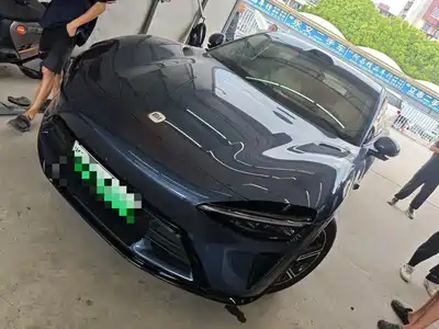 Xiaomi Auto YU7 2025