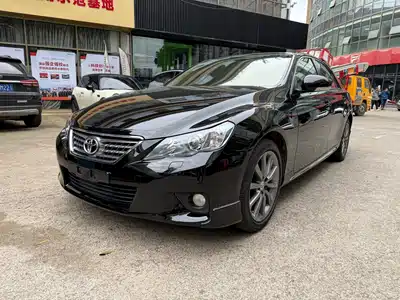 Toyota Reiz 2013