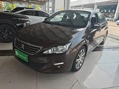 Peugeot 408 2016