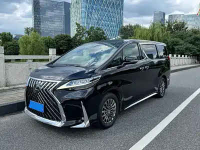 Lexus LM 2021