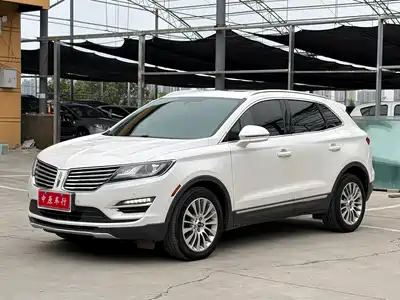 Lincoln MKC 2015