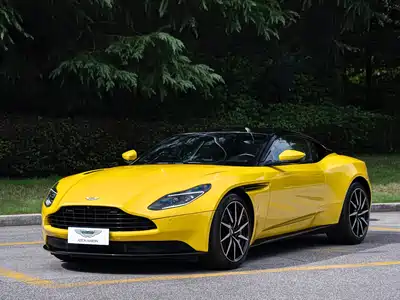 Aston Martin DB11 2020