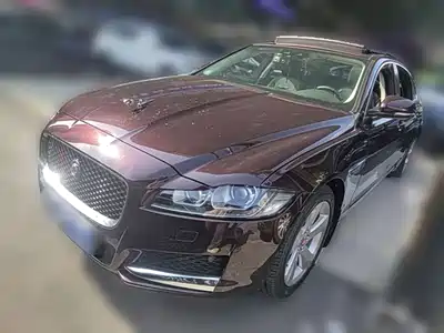 Jaguar XFL 2019