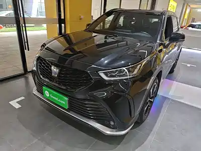 Toyota Crown Kluger 2023