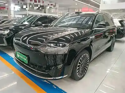 AITO Wenjie M9 2025