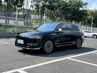 AITO Wenjie M9 2025