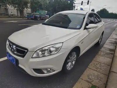 BAIC Senova D50 2015