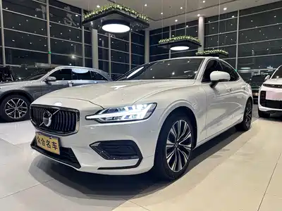 Volvo S60 2023