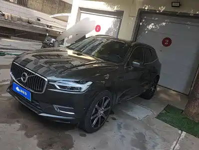 Volvo XC60 Plug-in Hybrid 2019