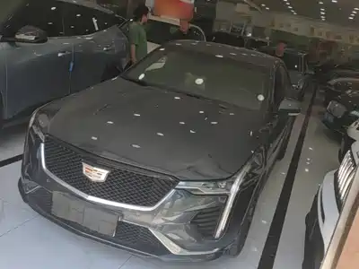 Cadillac CT4 2021