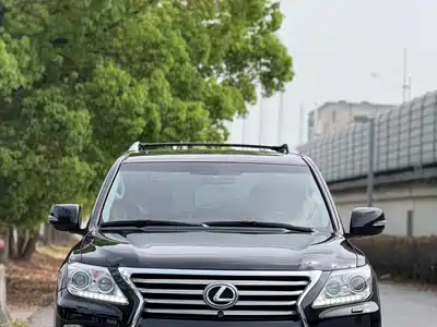 Lexus LX 2014