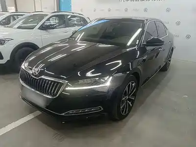 Škoda Superb 2024