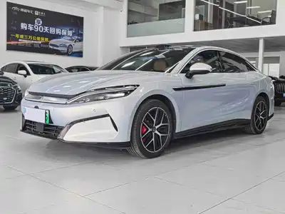 BYD Han L 2025