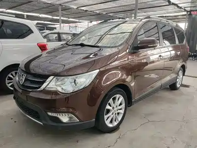 Baojun 730 2015