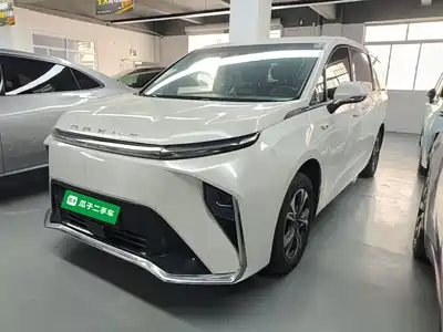 SAIC Maxus Dajia 9 2023