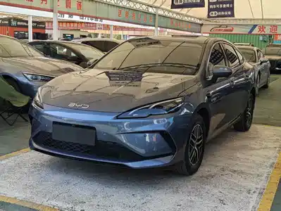 BYD Seal 05 DM-i 2025