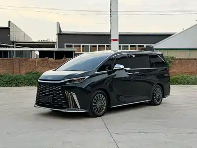 Lexus LM 2024