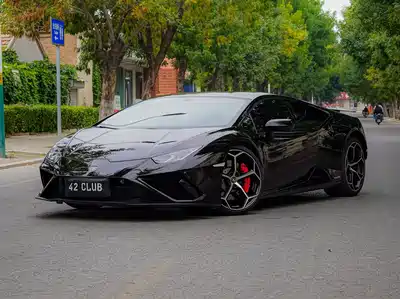 Lamborghini Huracán 2021