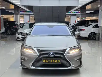 Lexus ES 2017
