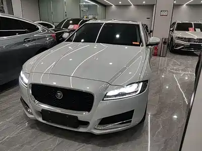 Jaguar XFL 2020