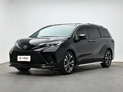 Toyota Granvia 2024