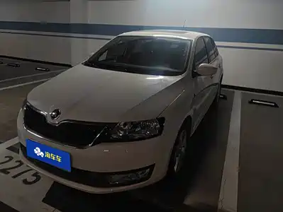 Škoda Rapid Spaceback 2017