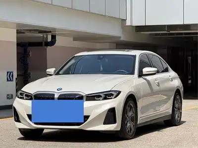 BMW i3 2024
