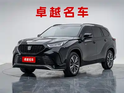 Toyota Crown Kluger 2024