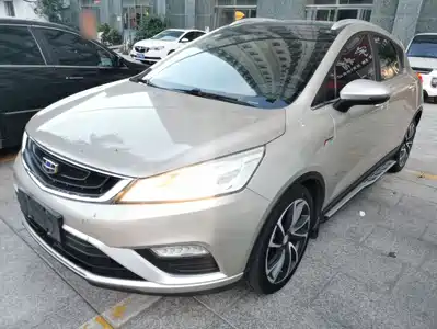 Geely Emgrand GS 2017