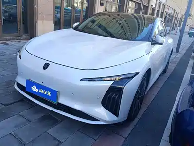 Dongfeng Fengxing Stellar S7 2024