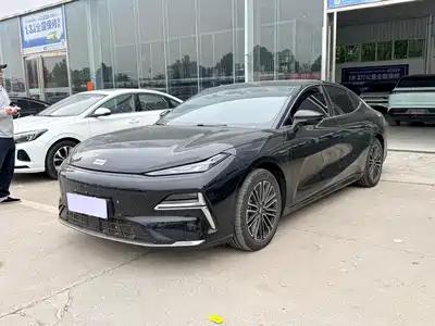 Geely Galaxy Xingyao 8 2025